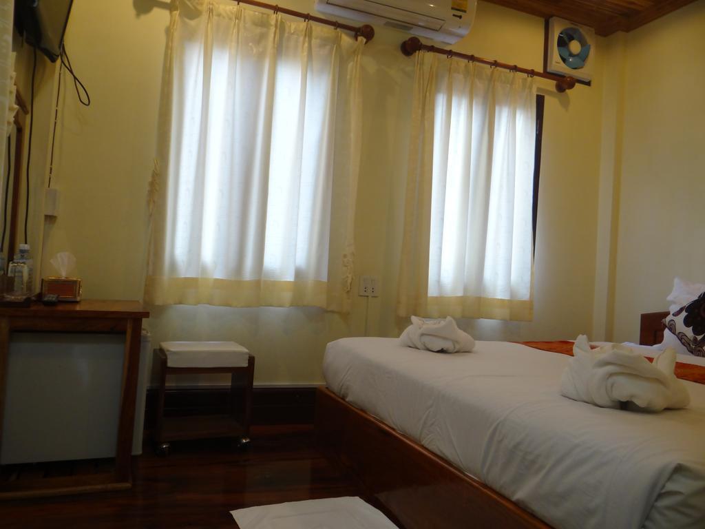 Villa Khili Namkhan Луанґпхабанґ Номер фото